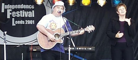 Singer Songwriter Darren Poyzer with signer