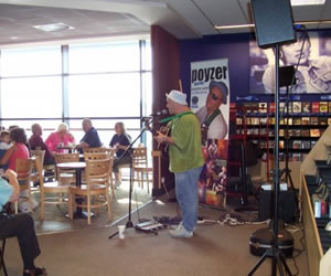 Darren Poyzer live at Borders Books October 2008